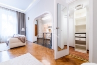 Budapest VI. kerület Lakás (téglaépítésű)