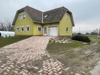 Zsombó Családi ház