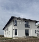 Mende Lakás (téglaépítésű)