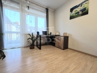 Budapest X. kerület Lakás (csúsztatott zsalu)