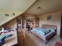 Gencsapáti Családi ház