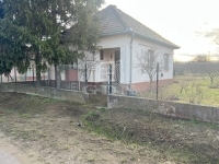 Kál Családi ház