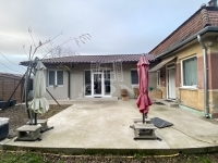 Kiskunlacháza Családi ház