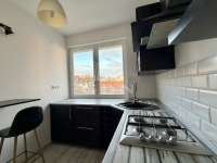 Vác Lakás (téglaépítésű)