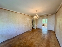 Vác Lakás (csúsztatott zsalu)